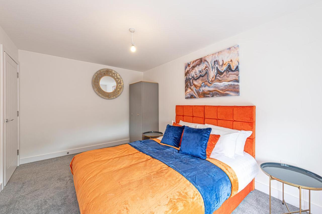 Gospel Heights Luxury Apartments With Parking Хесуолл Экстерьер фото