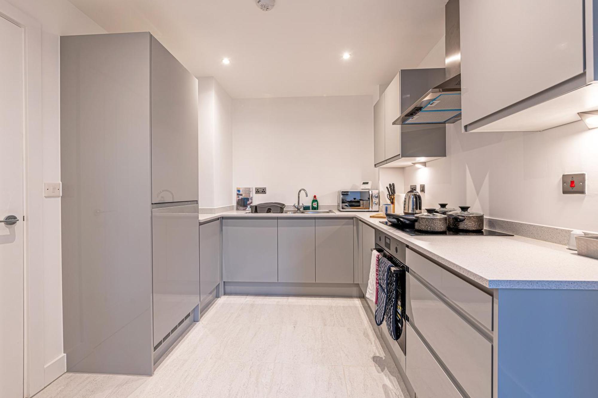 Gospel Heights Luxury Apartments With Parking Хесуолл Экстерьер фото