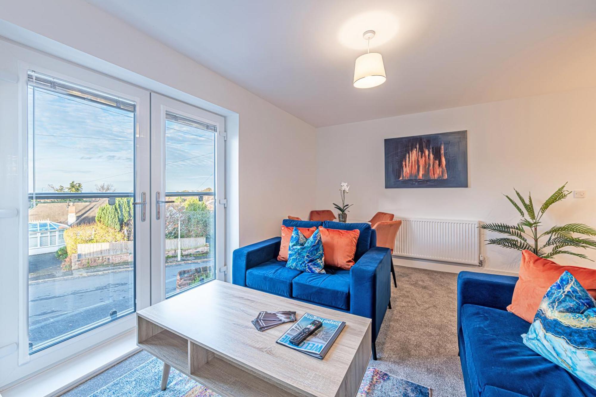 Gospel Heights Luxury Apartments With Parking Хесуолл Экстерьер фото