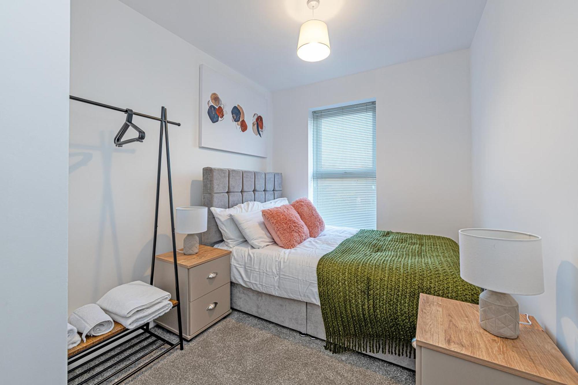 Gospel Heights Luxury Apartments With Parking Хесуолл Экстерьер фото