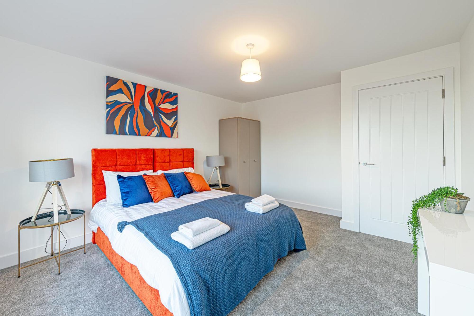 Gospel Heights Luxury Apartments With Parking Хесуолл Экстерьер фото
