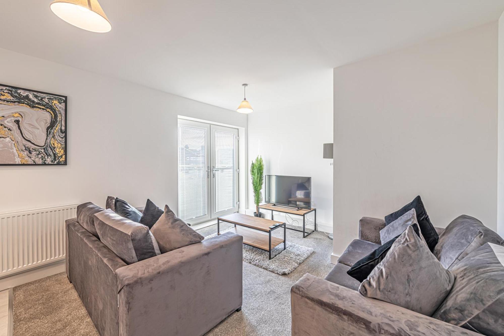 Gospel Heights Luxury Apartments With Parking Хесуолл Экстерьер фото