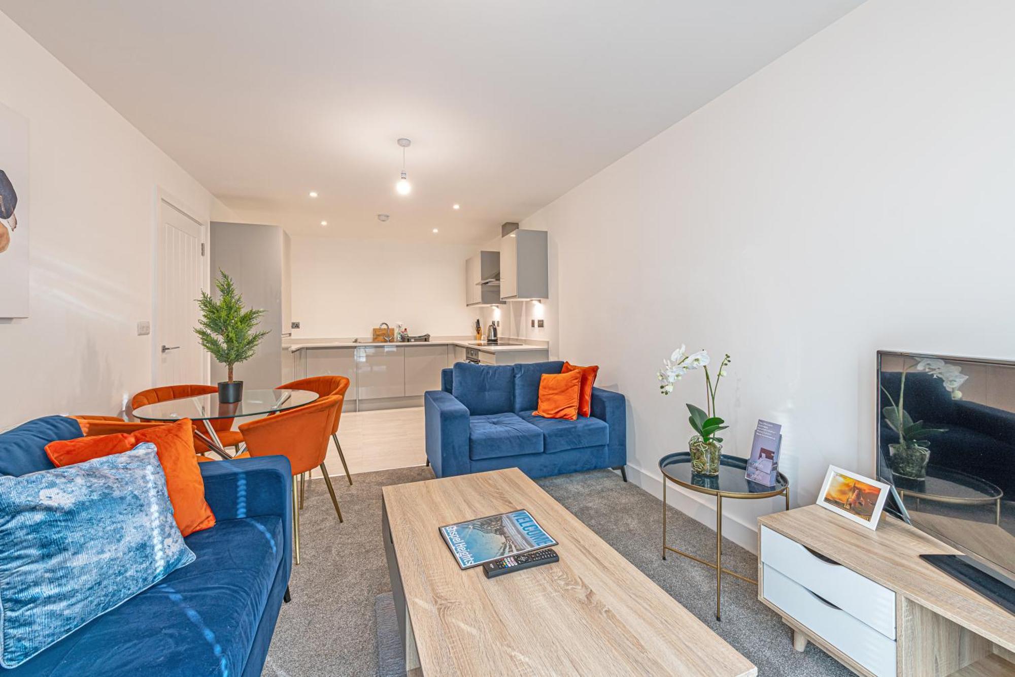 Gospel Heights Luxury Apartments With Parking Хесуолл Экстерьер фото
