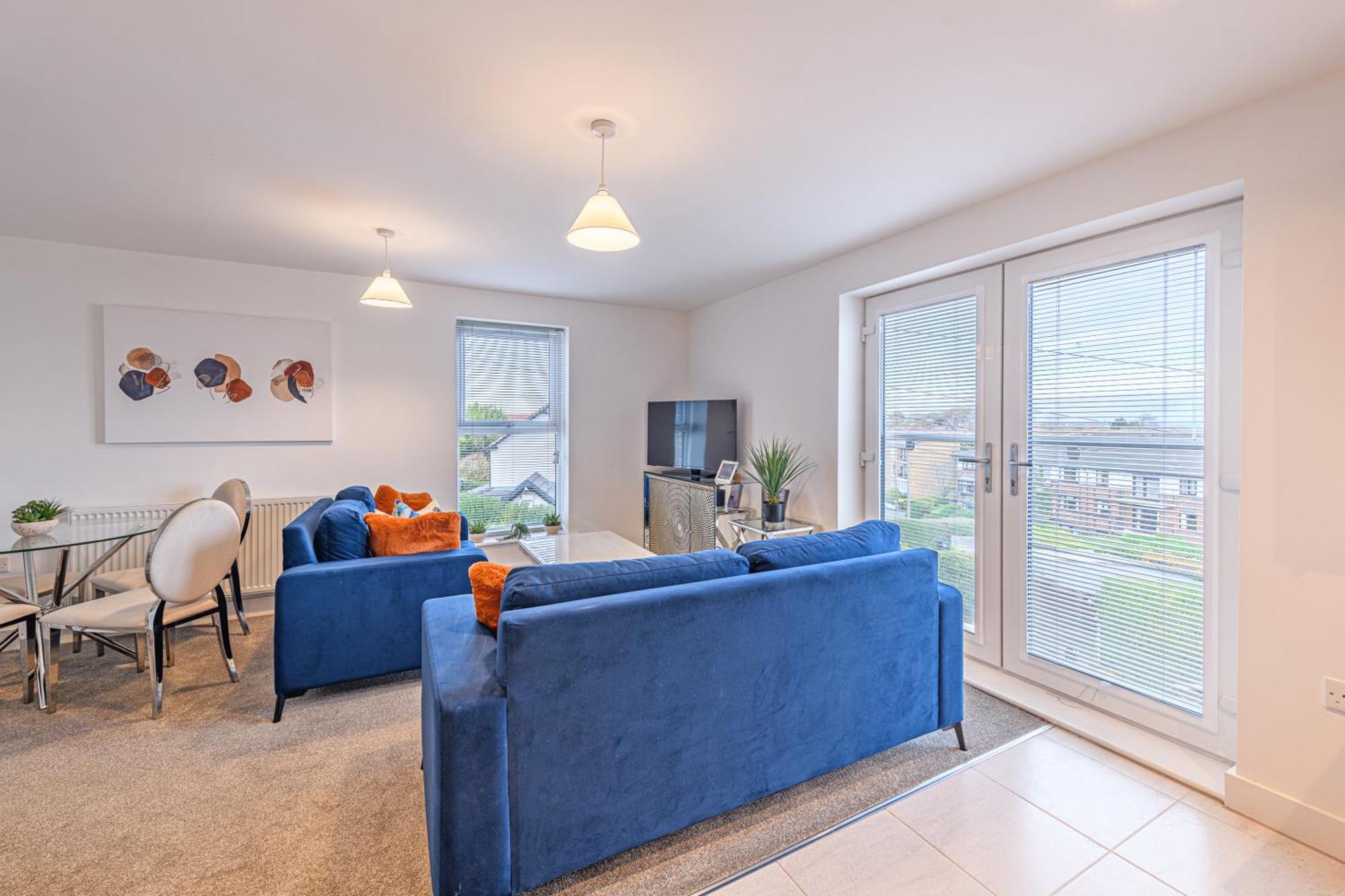 Gospel Heights Luxury Apartments With Parking Хесуолл Экстерьер фото
