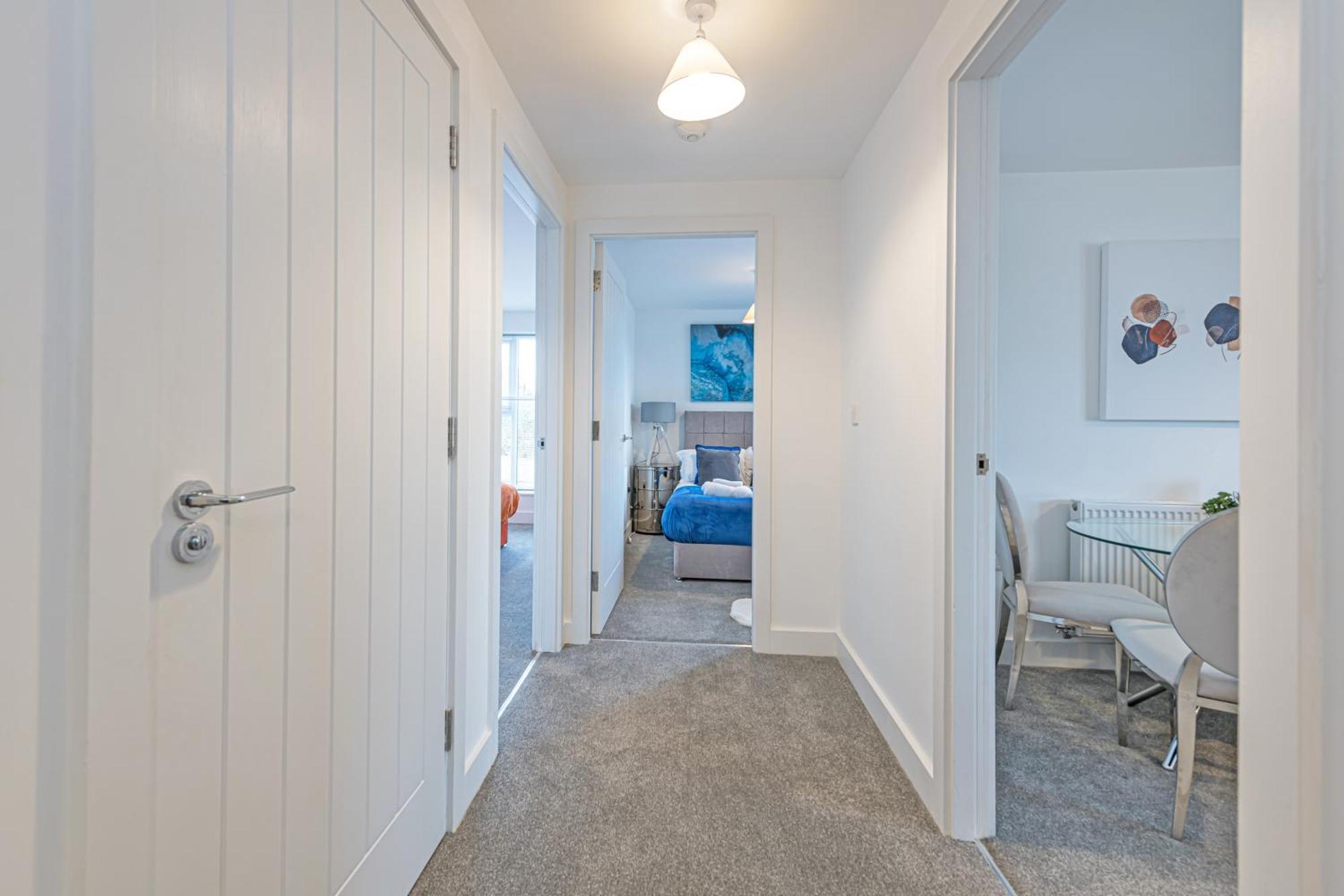 Gospel Heights Luxury Apartments With Parking Хесуолл Экстерьер фото